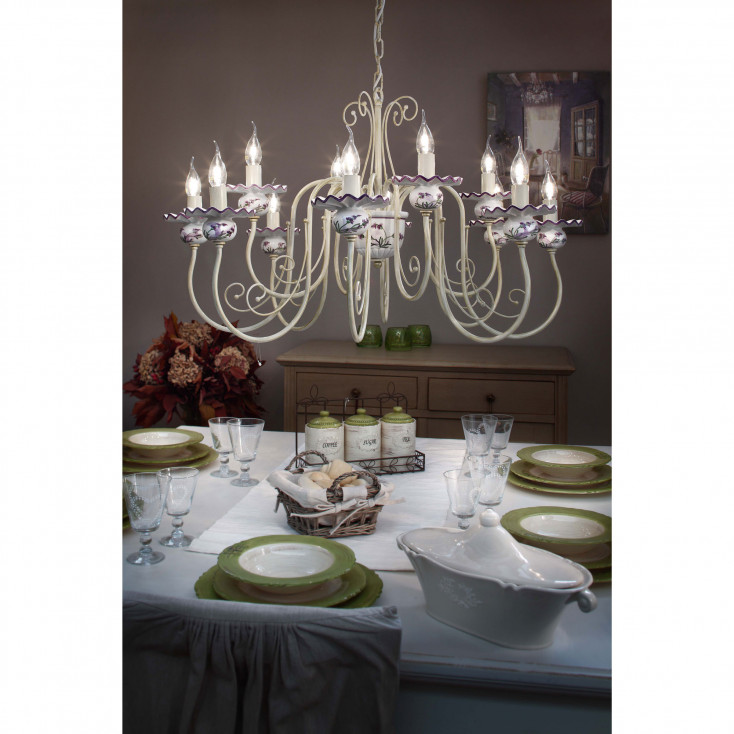 Lampadario rustico in metallo con 12 braccia in ceramica decorata a mano