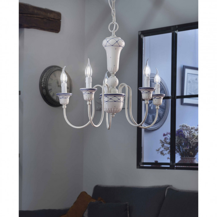 Lampadario rustico in metallo con 5 braccia in ceramica decorate a mano