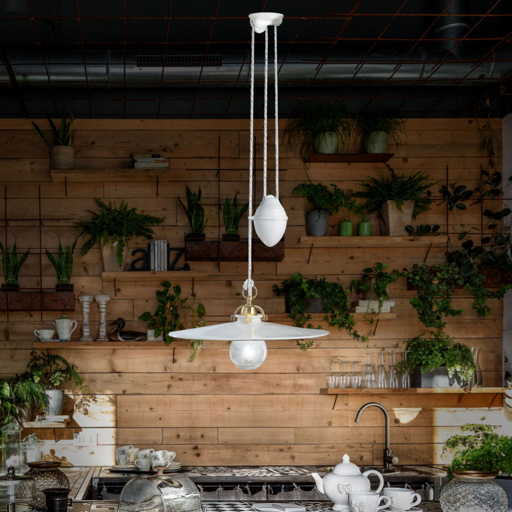 Sospensione grande regolabile con paralume in ceramica in stile rustico