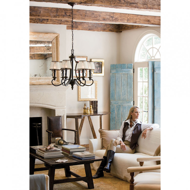 Lampadario rustico con struttura in acciaio e diffusori in organza a 6 luci