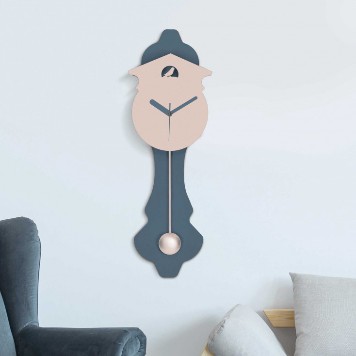 Orologio da parete a pendolo dal design moderno ed elegante struttura in legno
