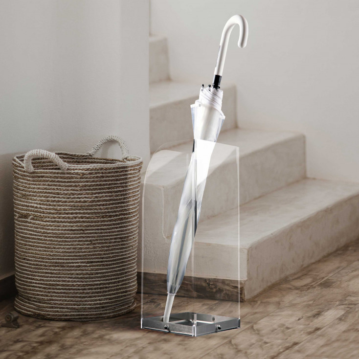 Portaombrelli in plexiglass dalle linee moderne ed eleganti