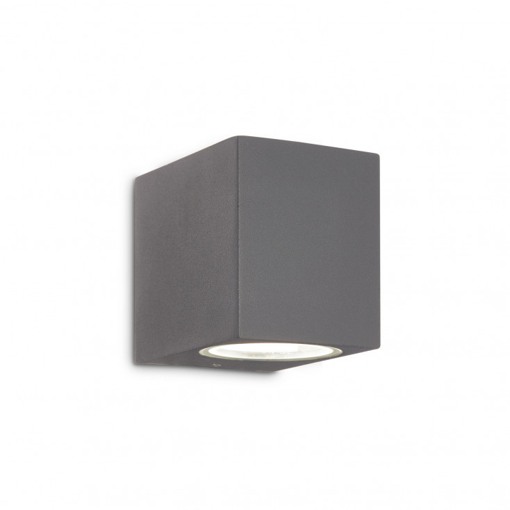 Applique a led esterno struttura bassa in alluminio e doppio diffusore in vetro