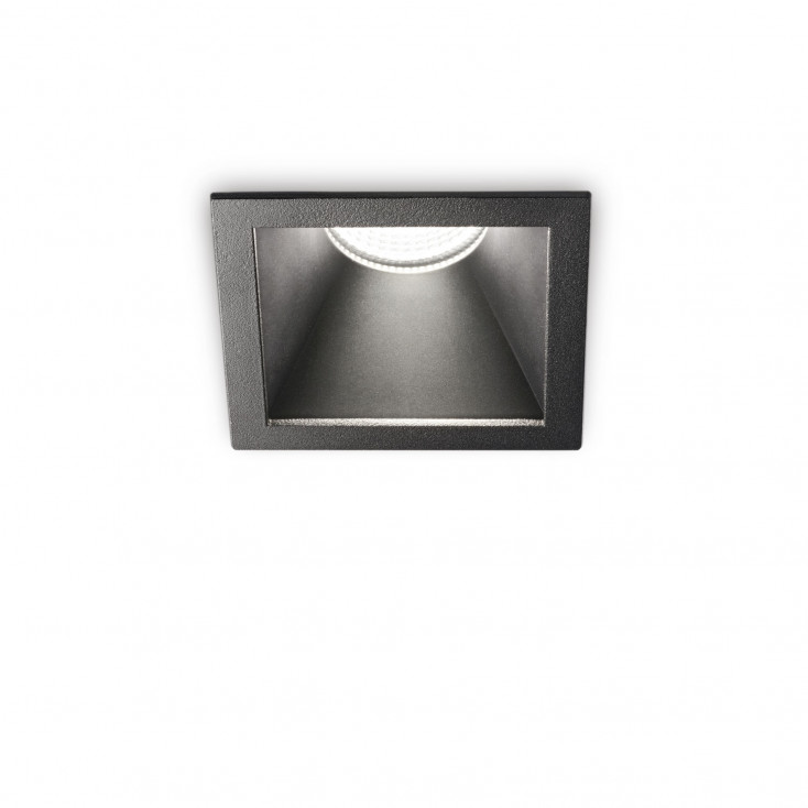 Faretto da incasso a led con struttura in allumnio quadrato