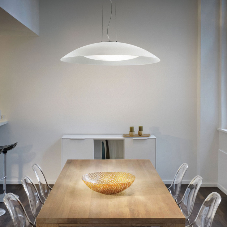 Lampada a sopensione grande con diffusore in doppio vetro dal design moderno