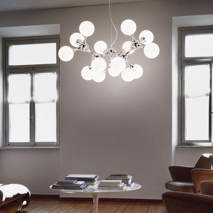 Lampada a sospensione moderna in metallo con 15 diffusori in vetro acidato