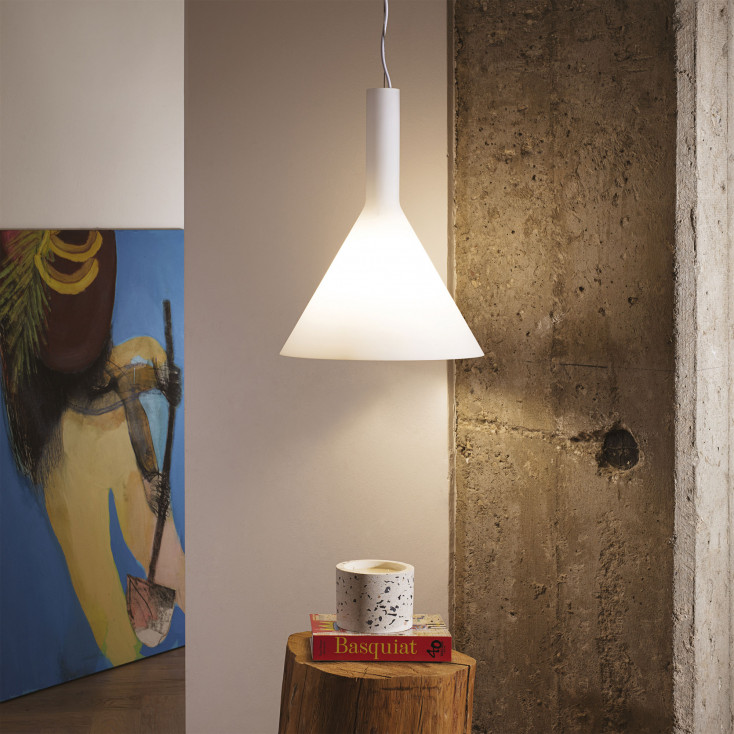 Lampada a sospensione moderna in metallo con diffusore in vetro grande