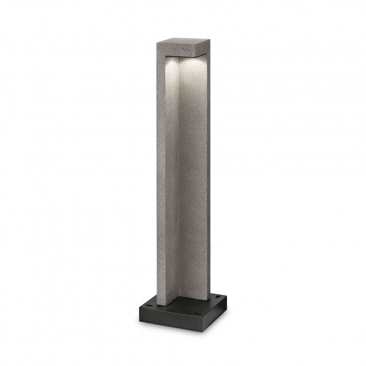 Lampione da giardino a led con struttura in resina alta e base in metallo