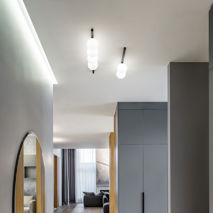 Lampada da soffitto in metallo con diffusori lineari in vetro soffiato