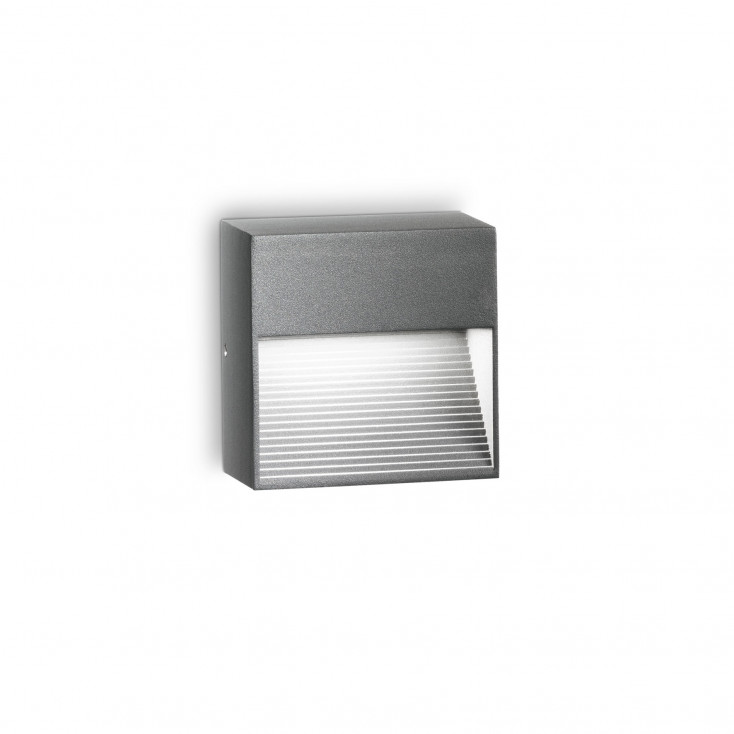 Lampada segnapassi da esterno a led con struttura in alluminio quadrata