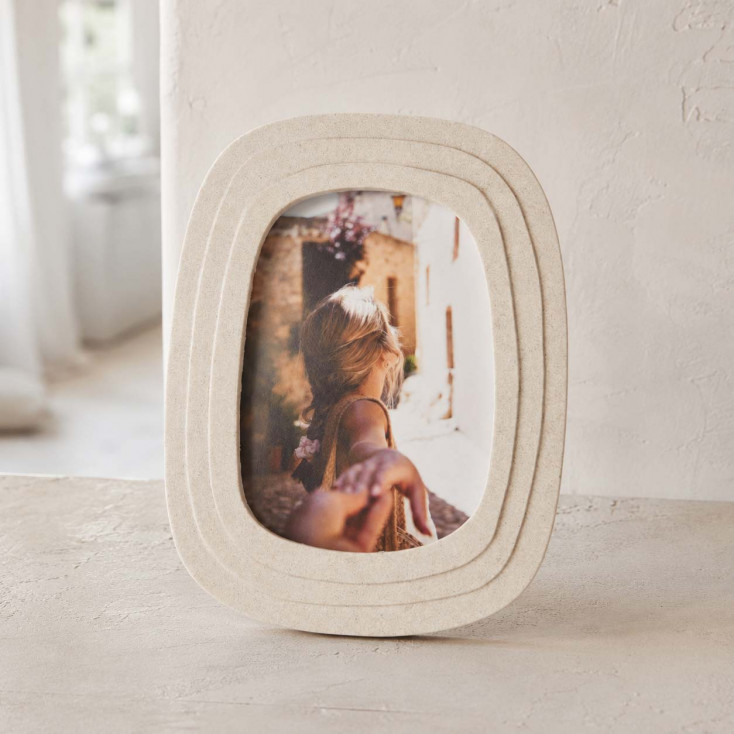 Portafoto ovale grande in resina dal design moderno