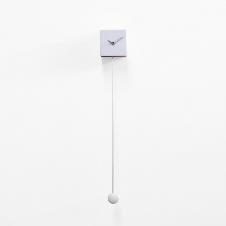 Orologio da parete a pendolo di design "Long_time"