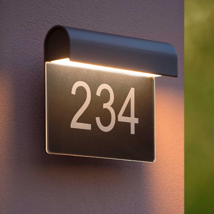 Applique da esterno a LED con struttura in alluminio dal design moderno