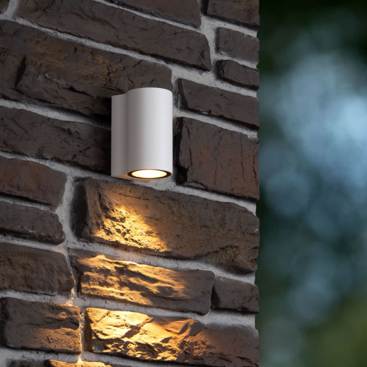 Applique da parete per esterni a LED con struttura in alluminio
