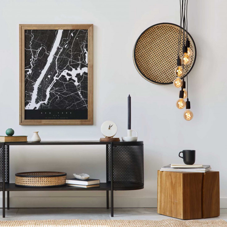 Lampada a sospensione con struttura in metallo e 7 pendenti dal design moderno