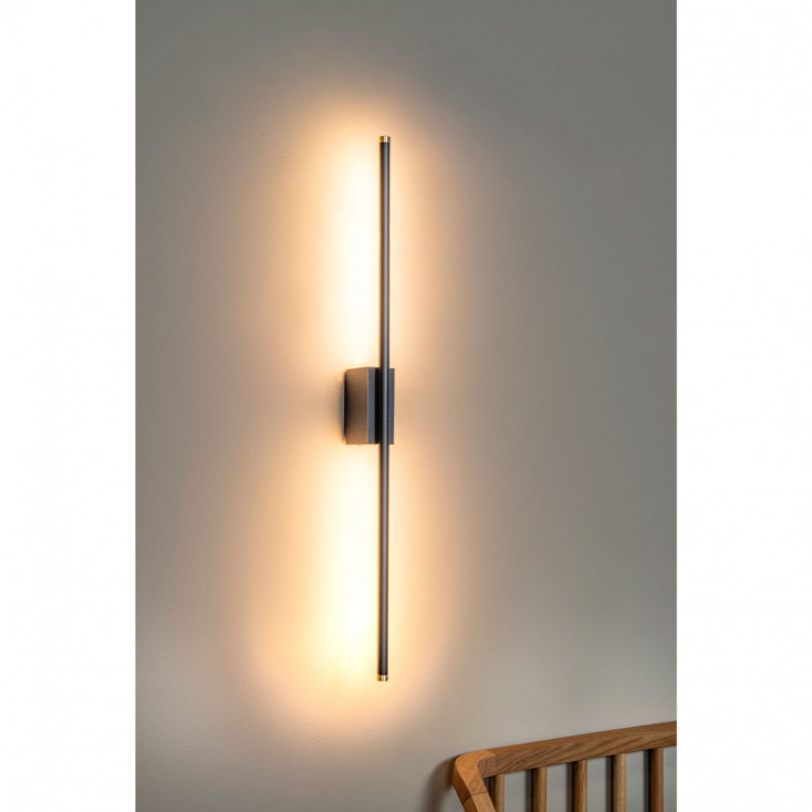 Lampada da parete a LED dimmerabile dal design moderno