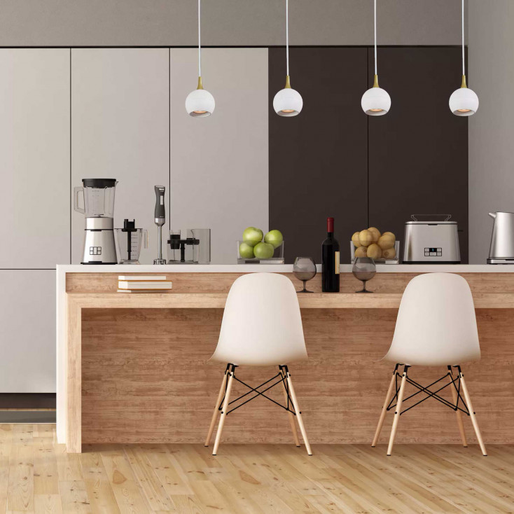 Sospensione con 4 pendenti con struttura in metallo dal design elegante