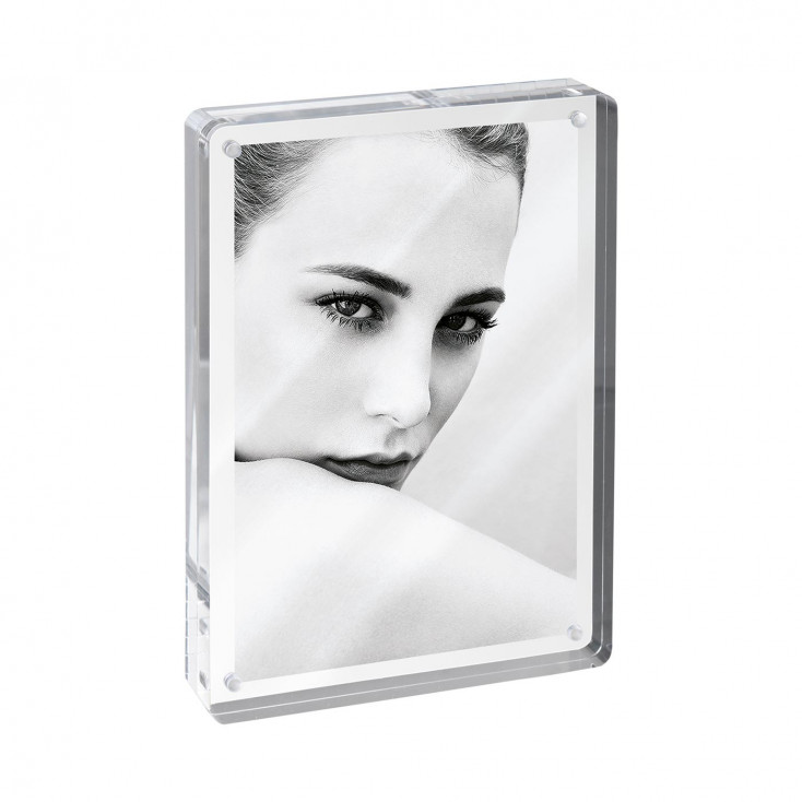 Portafoto da tavolo in plexiglass dal design minimalista