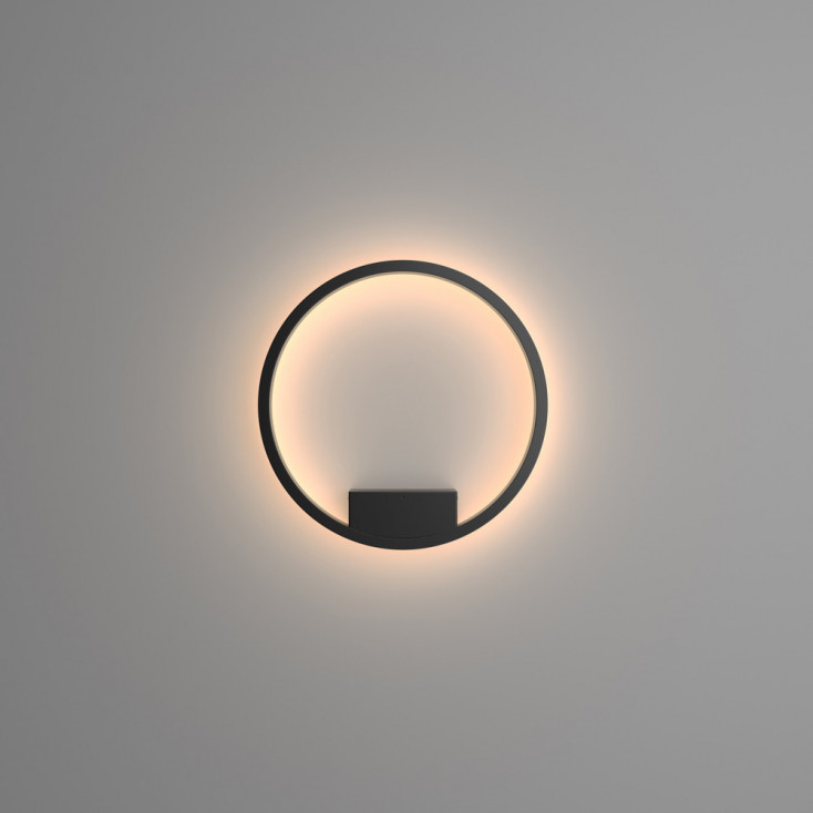 Applique da parete piccola in alluminio con diffusore a led dal design moderno