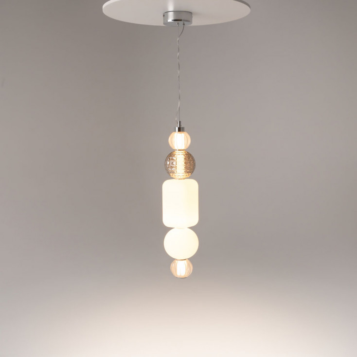 Lampada a sospensione a LED grande struttura in metallo e diffusore in vetro