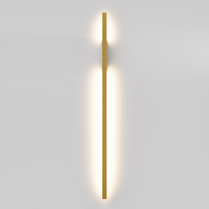 Lampada da parete a LED con struttura in alluminio dal design moderno