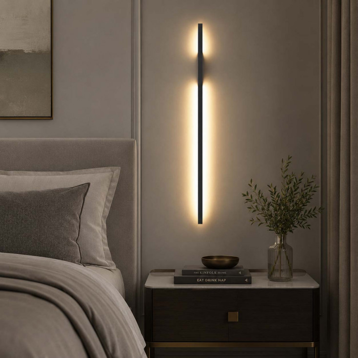 Lampada da parete a LED con struttura in alluminio dal design moderno