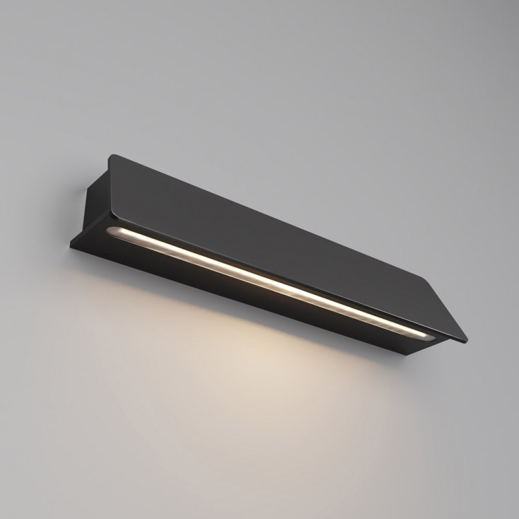 Lampada da parete per esterno in alluminio con diffusore in acrilico a LED