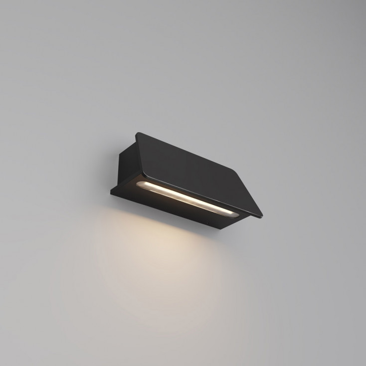 Lampada da parete piccola da esterno in alluminio e diffusore in acrilico a LED