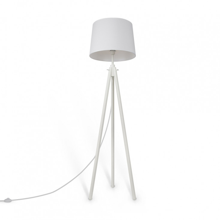 Lampada da terra con struttura in metallo e piedi in legno verniciato