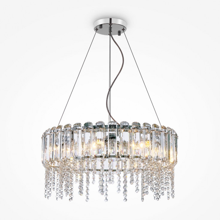 Lampadario grande di design con diffusore e pendenti in vetro