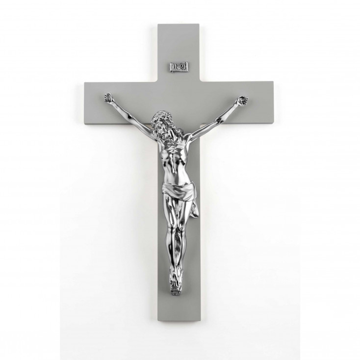 Crocifisso da parete medio dalle linee moderne e con cristo argentato 24x34