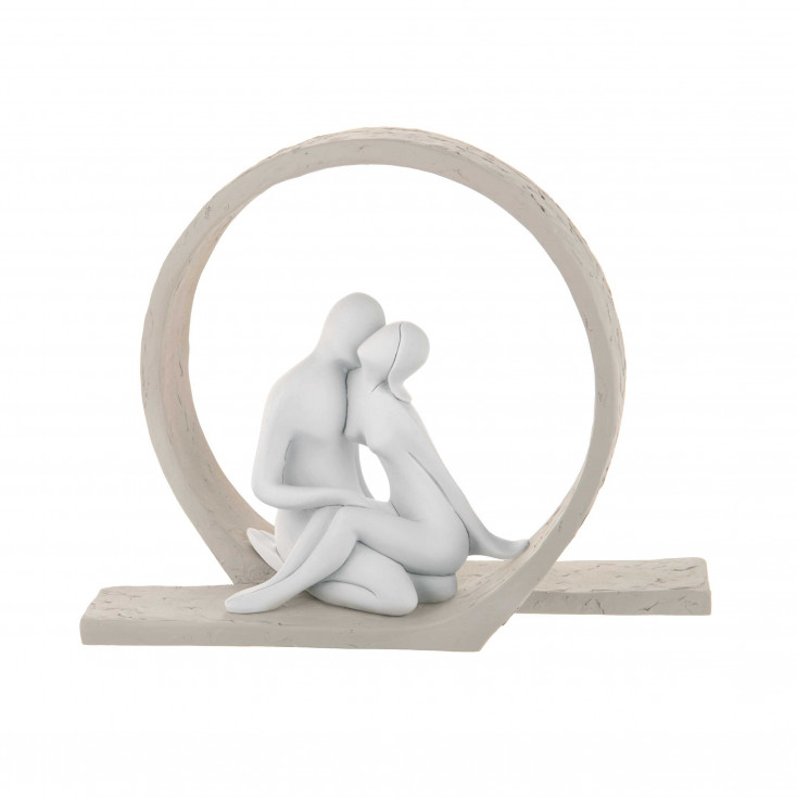 Scultura da tavolo piccola in marmorino dal design moderno con innamorati