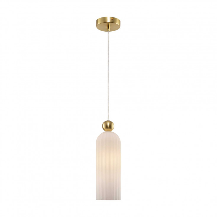 Lampada a sospensione con singolo diffusore in vetro dalle linee moderne