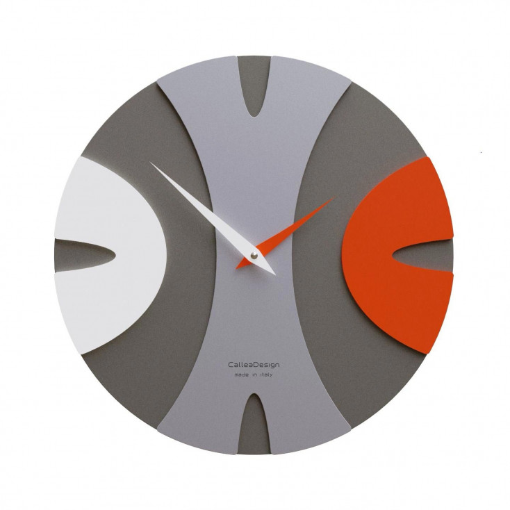Orologio da parete rotondo in legno dal design moderno ed elegante