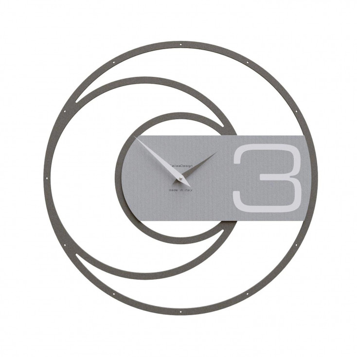 Orologio da parete in legno dallo stile moderno e minimalista
