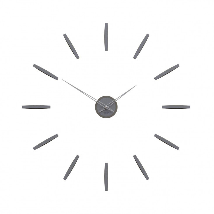 Orologio da parete in legno dal design moderno e minimalista