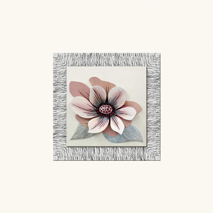 Quadretto con tema floreale in rilievo in legno dettagli foglia argento 70x70