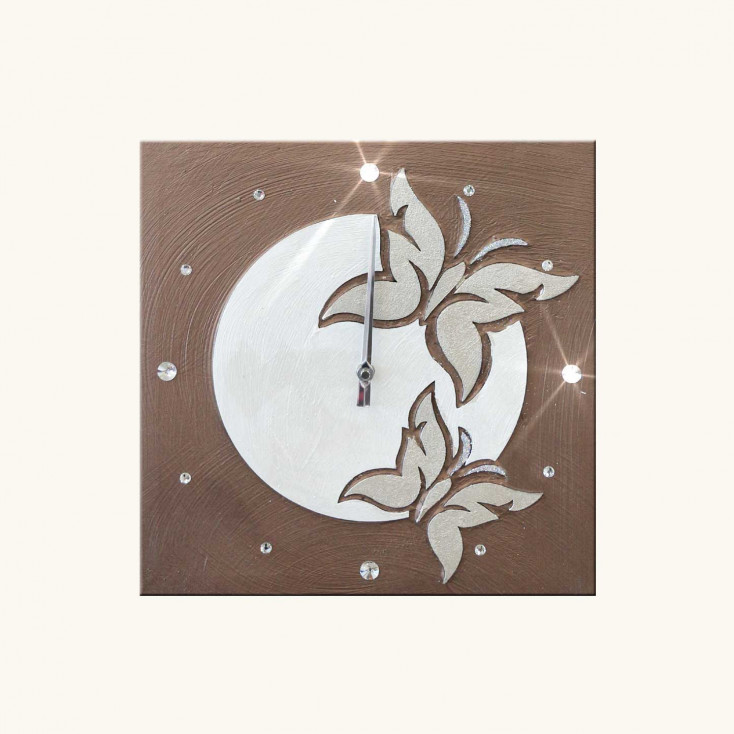 Orologio da parete a tema Farfalle in rilievo decori materici e glitter argento