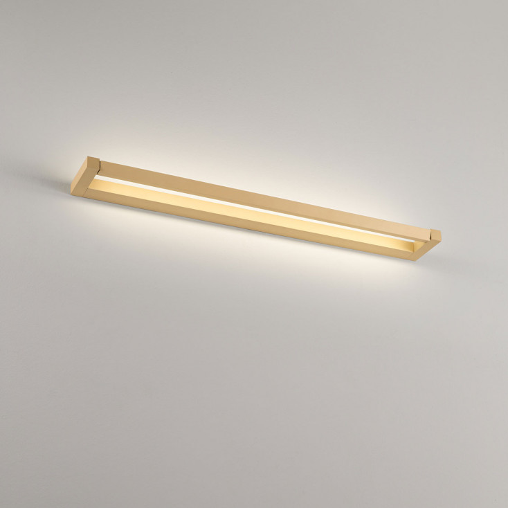 Applique a LED da parete lineare grande in metallo e diffusore in acrilico