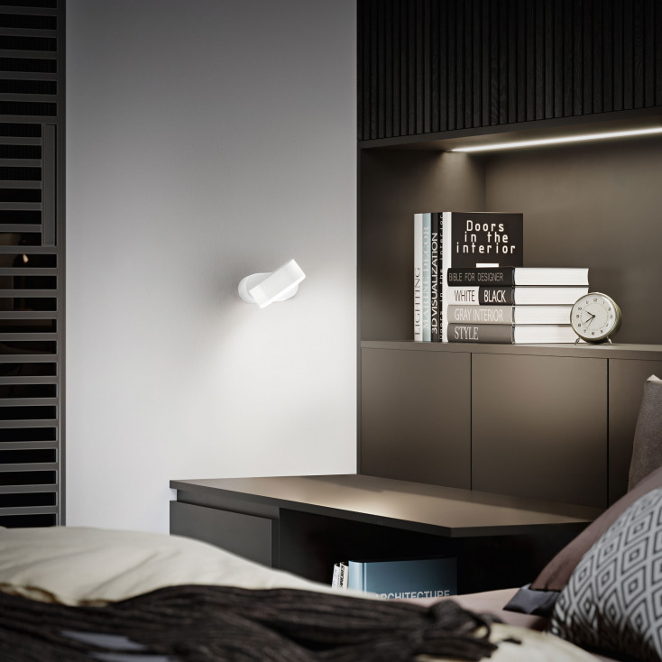 Applique da parete con diffusore in alluminio e luce a led dal design moderno