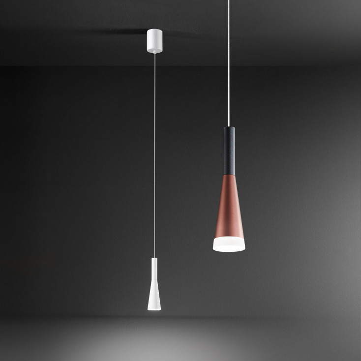 Lampada a sospensione singola a led con struttura in metallo