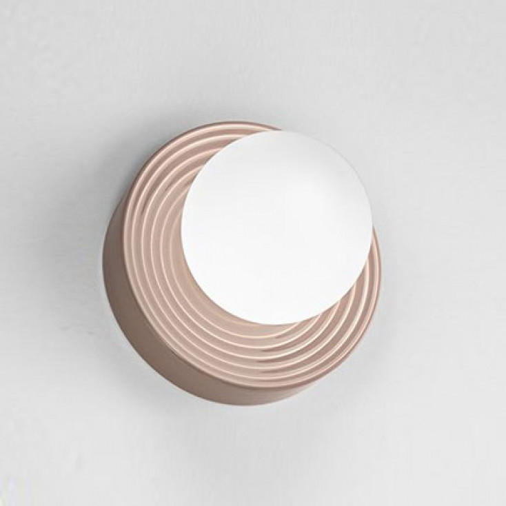 Plafoniera moderna con struttura in metallo e ceramica e diffusore in vetro