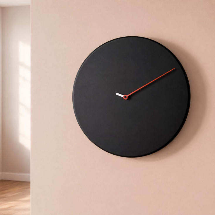 Orologio da parete in legno di design moderno "Less"