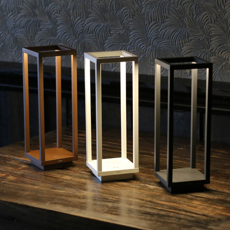 Lampada da tavolo a led dimmerabile e ricaricabile da esterno