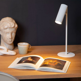  Lucide - Clubs - Lampada da tavolo moderna con struttura in alluminio e diffusore orientabile - 1 Lampadina GU10 40W - IP20 - SKU: 09539/01/ 