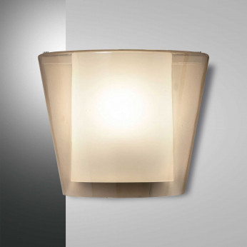 Fabas Luce Lampada da parete con diffusore in vetro dalle linee moderne Viki