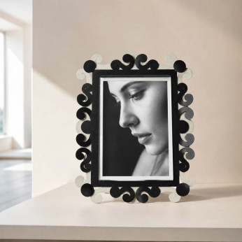 Arti e Mestieri Portafoto grande in metallo di design Koko