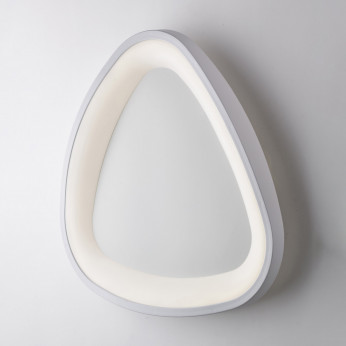 Be Light Plafoniera triangolare moderna con struttura in alluminio e diffusore a LED Anna