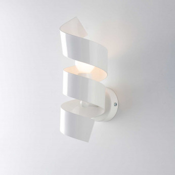 Be Light Applique da parete struttura in metallo dalle linee moderne singolo diffusore Helix