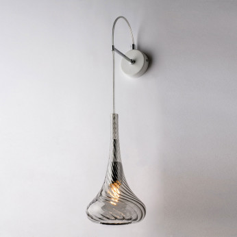 Bonetti Illumina Lampada da parete con singolo diffusore in vetro dal design moderno ed elegante Nemesi